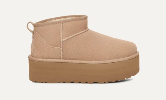 UGG Classic plateforme Beige